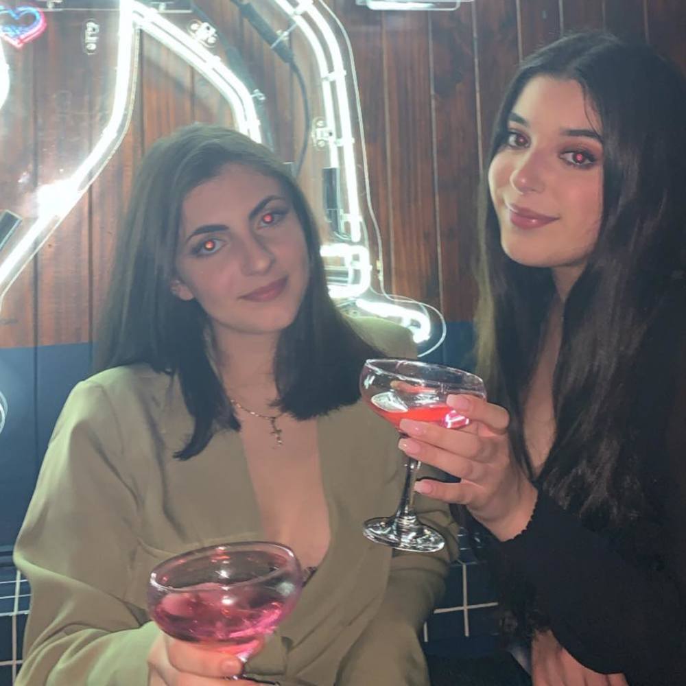 Meet your Posher, Isabella